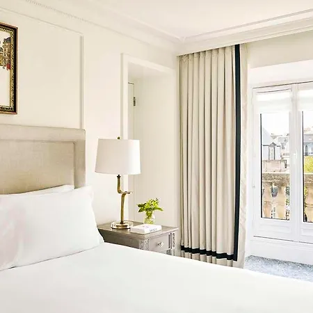 Du Louvre, In The Unbound Collection By Hyatt Parigi